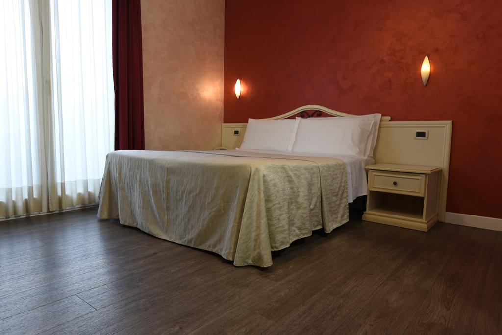 New Automatic Villa Daniela San Bartolomeo al Mare Kültér fotó